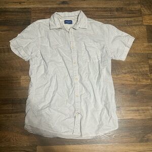 Men's Light Gray Button-Up Shirt